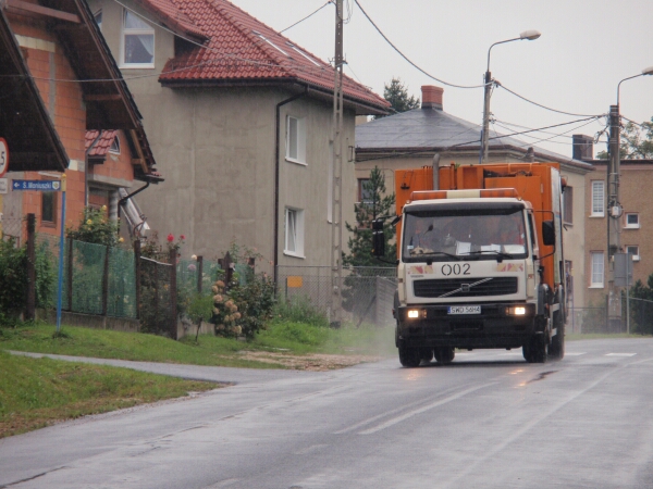 Wodzisław: Sprzedaż starych śmieciarek