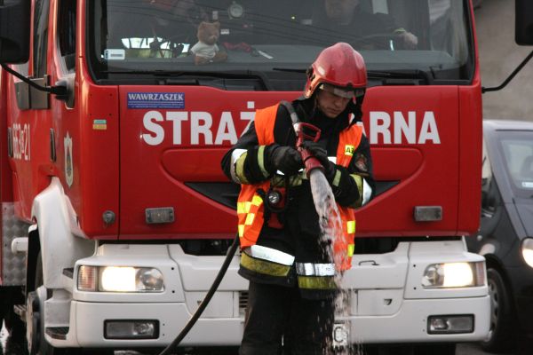 Region: Strażacy walczyli z rozlanym koncentratem buraczanym