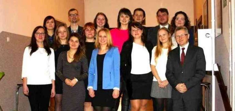 W Mszanie studenci otrzymali stypendia za osiągnięcia naukowe