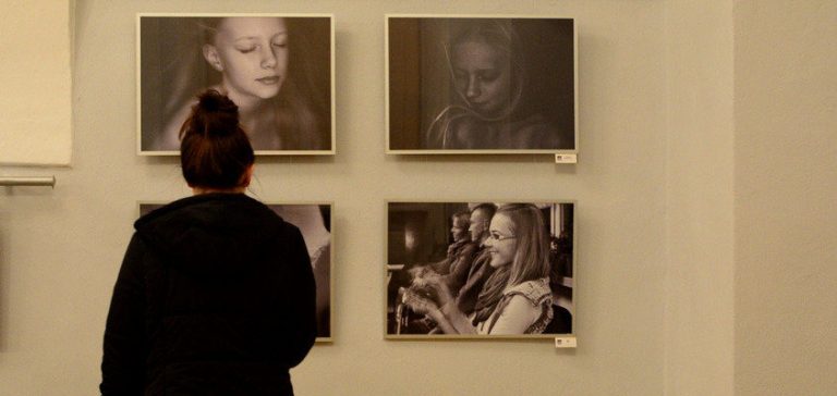 W wodzisławskim Muzeum otwarto wystawę fotograficzną (Na)Tchnienie