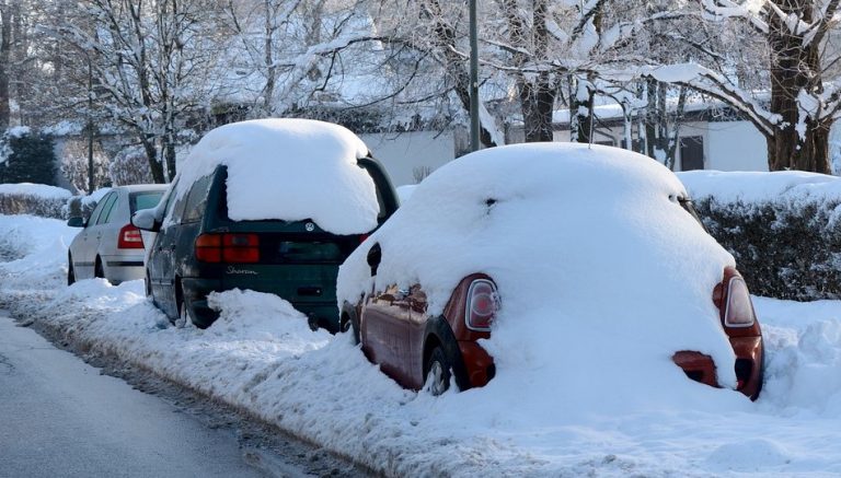 Jak myć auto zimą?
