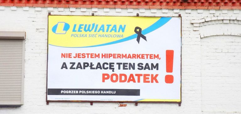 Pogrzeb polskiego handlu? Rząd przyznaje się do błędu