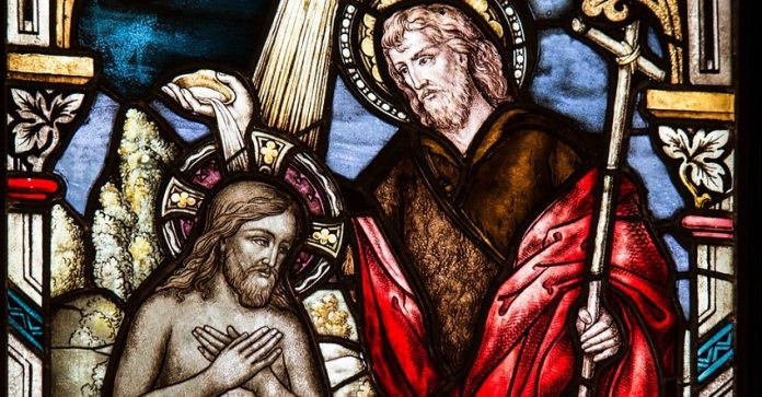 church-window-1016443_960_720.jpg Kędzierzyn-Koźle: Miasto uczci rocznicę Chrztu Polski