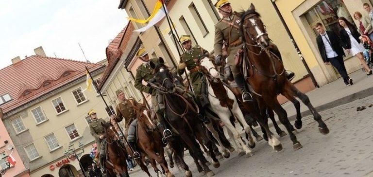 Walki wojenne, broń i żołnierze na wodzisławskim Rynku