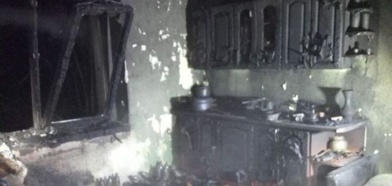 Pożar domu jednorodzinnego w Kokoszycach