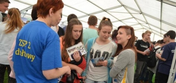 Wodzisław Śl.: Powiatowe Targi Edukacyjne
