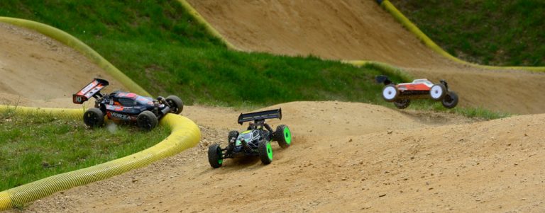 Zawody RC Offroad Racing na Trzech Wzgórzach w Wodzisławiu
