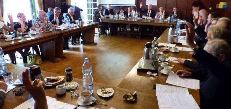 Rydułtowy dofinansują zakup dwóch ambulansów