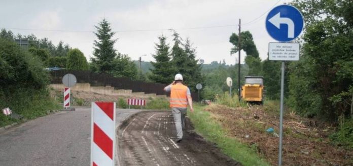 Rydułtowy, ul. Radoszowska: Zmiana organizacji ruchu. Roboty drogowe