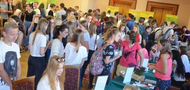 PUP Wodzisław: Wakacyjny Kiermasz Pracy cieszył się dużym zainteresowaniem