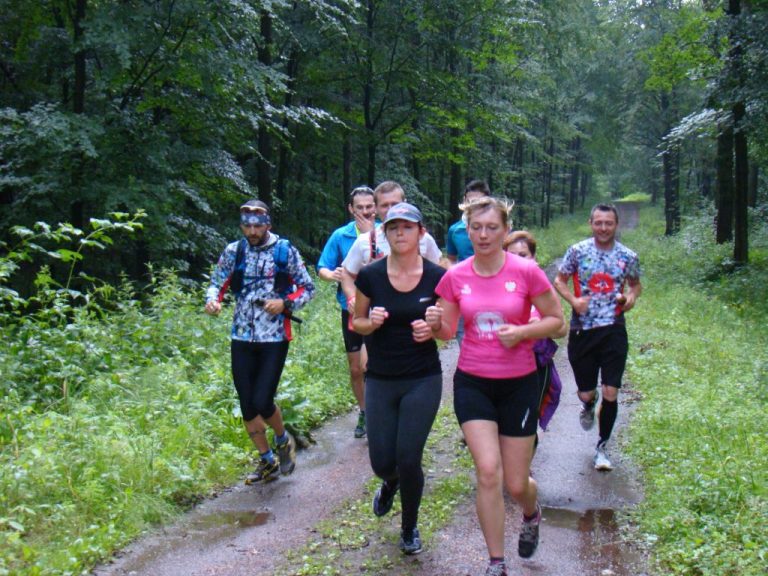 VIII Towarzyski Bieg po lesie czyżowickim  z Klubem Sportowym M.E.T.A.