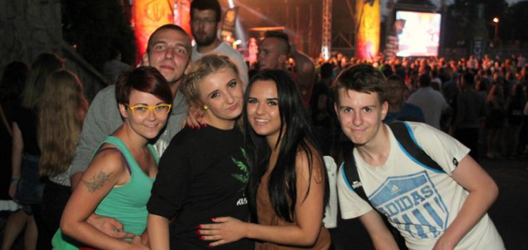 Najcieplejsze Miejsce Na Ziemi. W Wodzisławiu bawią się przy dźwiękach reggae