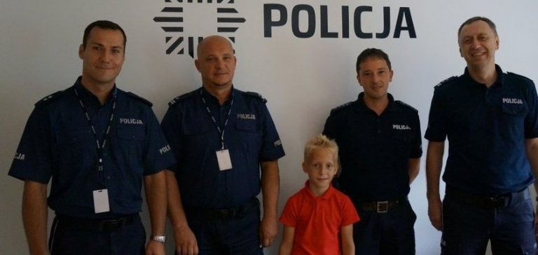 Mały bohater z Wodzisławia: 9-latek pomógł w zatrzymaniu sprawcy kradzieży