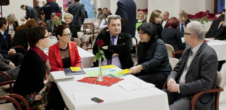 Siła relacji w biznesie – strategie działania organizacji gospodarczych