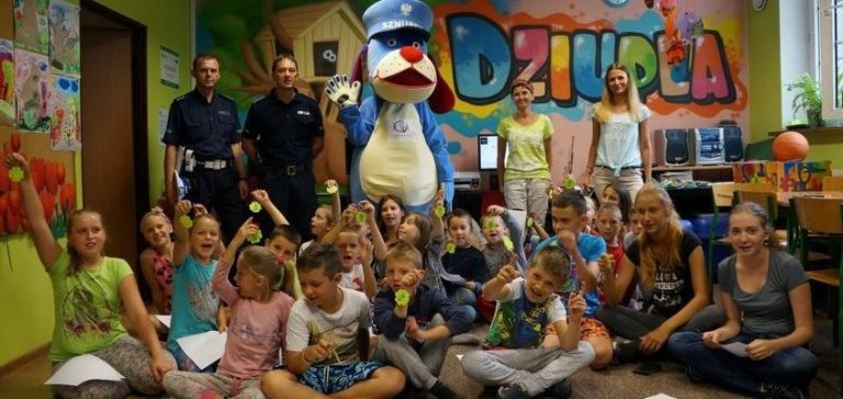 „Bezpieczne i zdrowe dziecko” – kampania wodzisławskiej policji