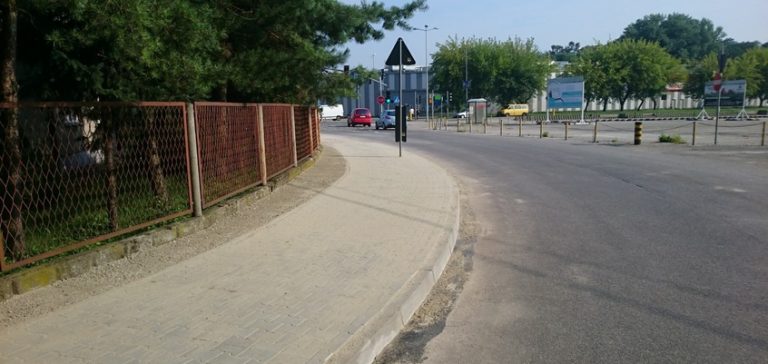 Wodzisław Śląski: Chodnik na Targowej gotowy przed czasem