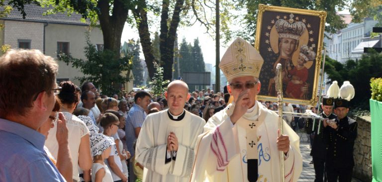 Po uśmiech i nadzieję do pszowskiej Matki Bożej