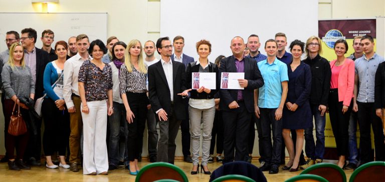 Zamień stres na odwagę – demonstracyjne spotkanie Toastmasters w Wodzisławiu Śl.