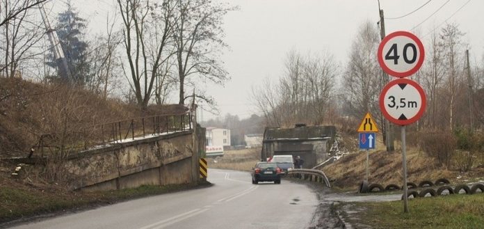 Mszana, ul. Moszczeńska: Uwaga kierowcy! Utrudnienia w ruchu na ul. Moszczeńskiej w Mszanie