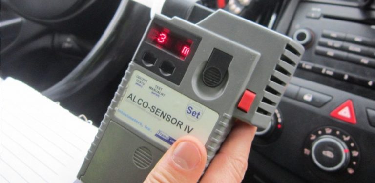 Nietrzeźwy uciekał przed policją