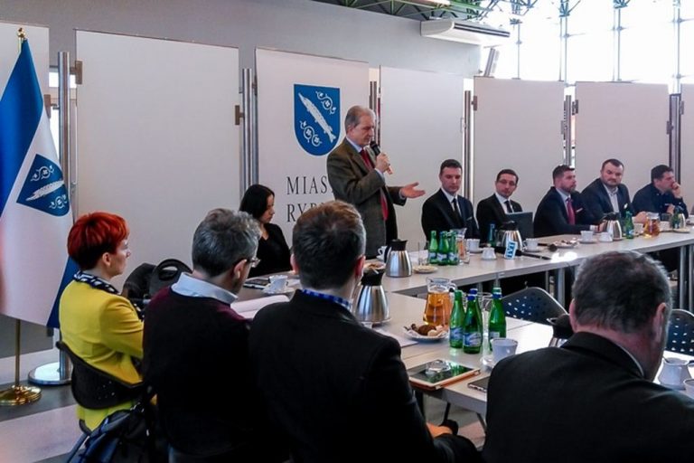 Samorządowcy o uchwale antysmogowej