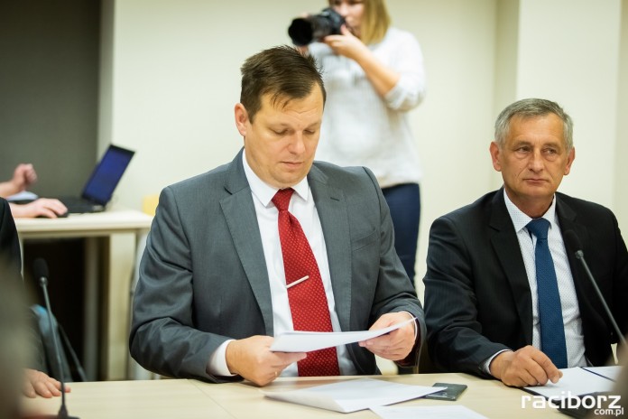 Jak walczyć z mową nienawiści?
